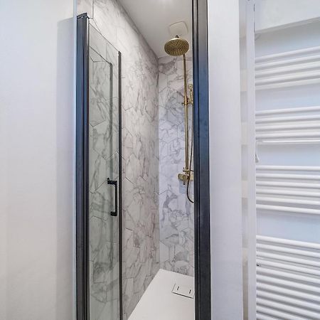 L'Evasion - Sauna Jacuzzi Cinema Тур Екстер'єр фото